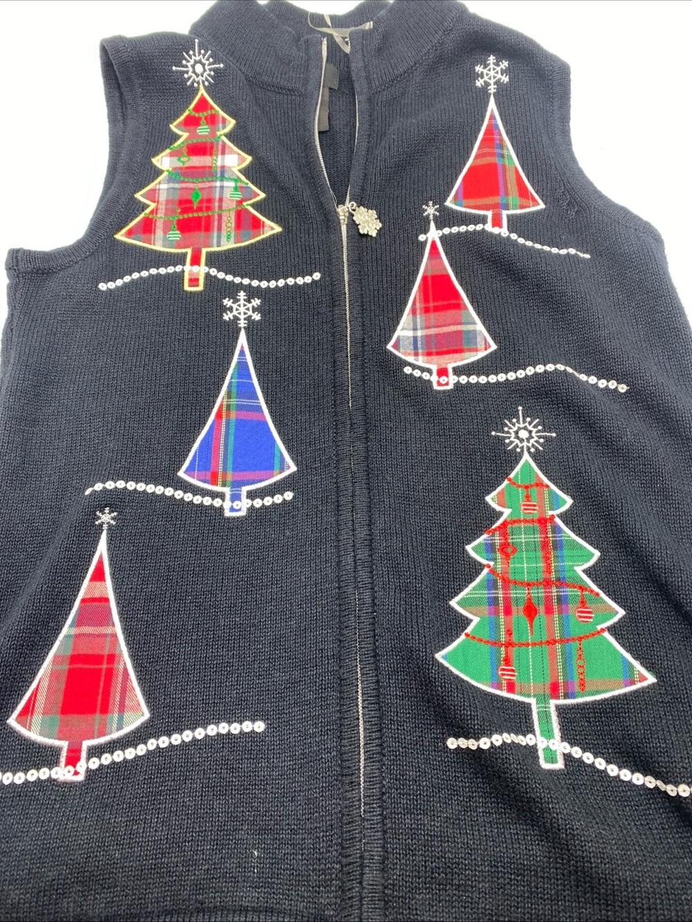 Christmas Tree Sweater Vest Black Embroidered Holiday Women’s Small RQT Festive